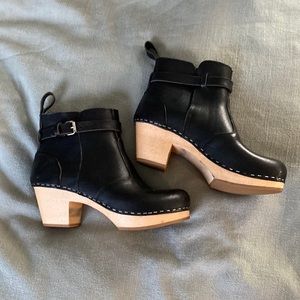 Like new Toffel booties